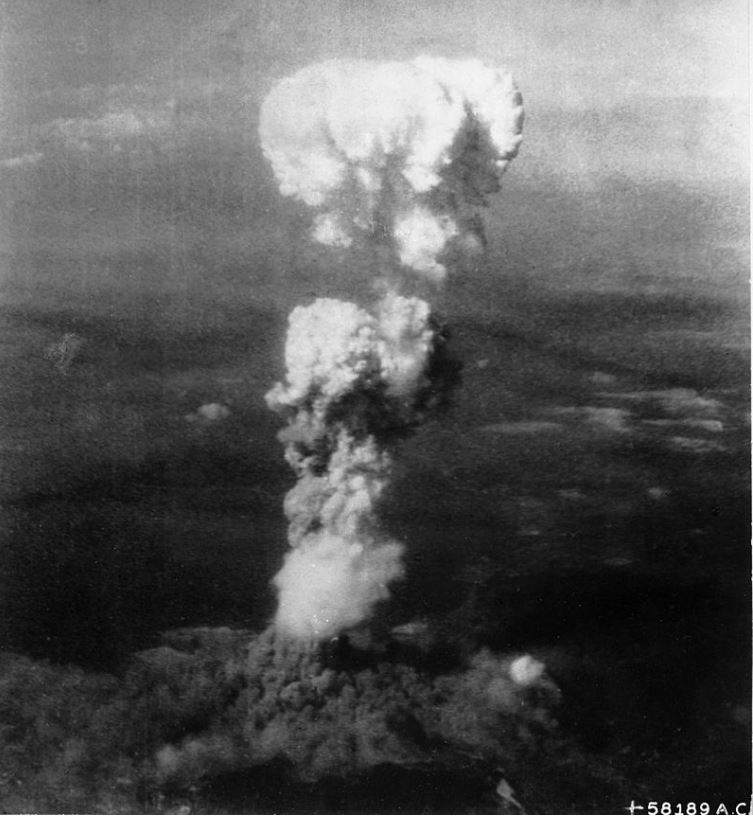 6 Agosto 1945 bombardeo Atómico sobre Hiroshima
