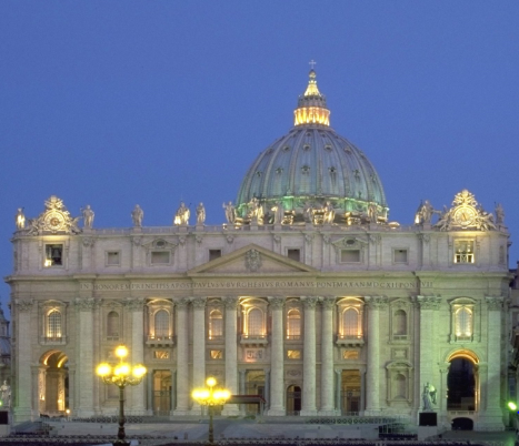 Las únicas 4 mujeres que están enterradas en el Vaticano