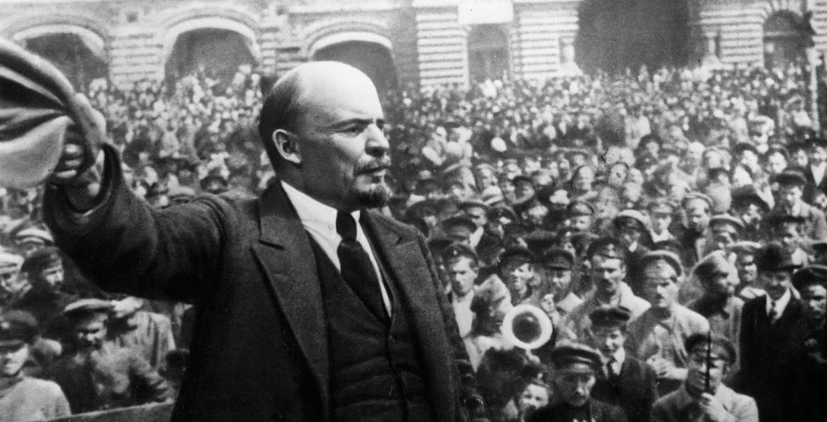 30 de diciembre 1922 en Moscú el Congreso de los Soviets aprueba la creación de la Unión Soviética