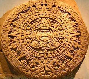 17 Diciembre 1790 Se halla la Piedra del Sol Azteca