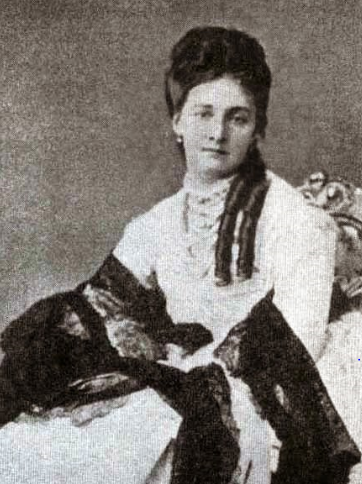 María Victoria Dal Pozzo la Reina de España olvidada. El 9 de agosto de 1847 en París, nació María Victoria Dal Pozzo. Era hija del matrimonio formado por Carlo Emanuele Dal Pozzo y Luisa Carolina Ghislaine de Mérode.