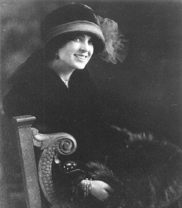 16 Abril 1912 Harriet Quimby pasará a la Historia por ser la primera mujer en cruzar el Canal de la Mancha