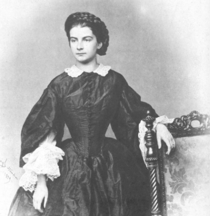 4 Octubre 1841 nace María Sofía de Baviera hermana menor de Sissi