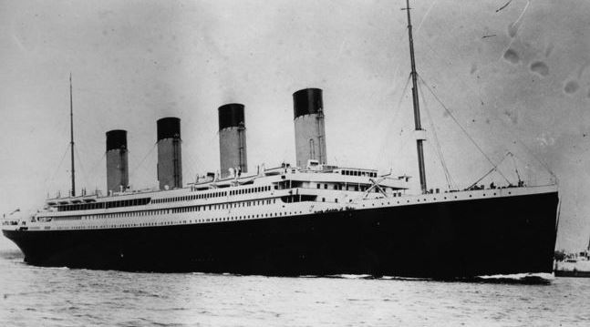 14 de abril de 1912 El Titanic choca contra un Iceberg
