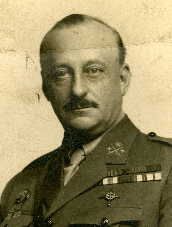 13 de septiembre de 1923 En España, Miguel Primo de Rivera instaura una dictadura