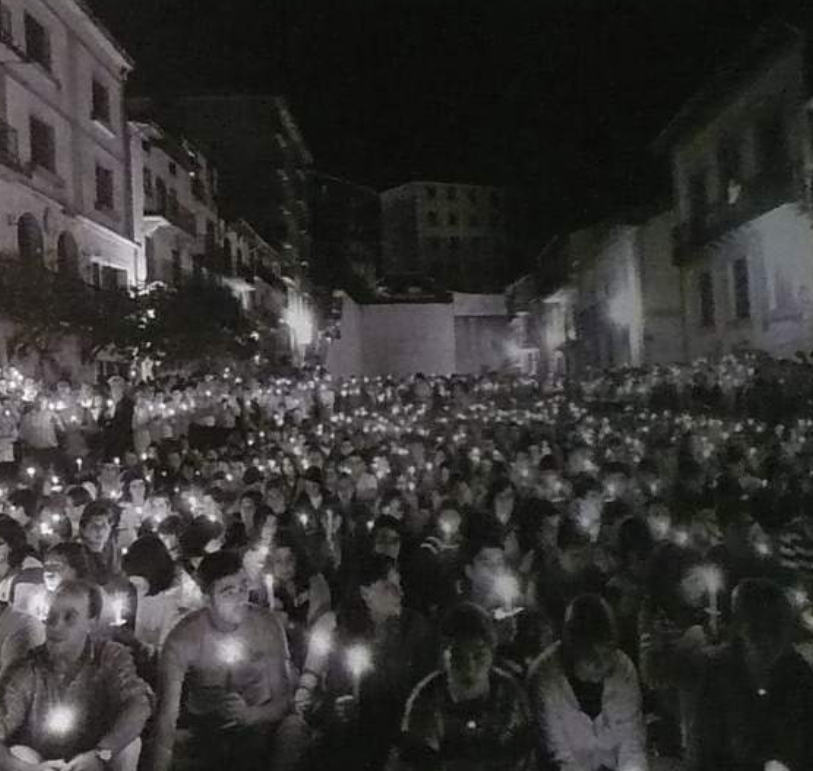 23 de marzo de 1997 Miles de personas se manifestaban en San Sebastián (España) exigiendo el fin de la violencia de ETA