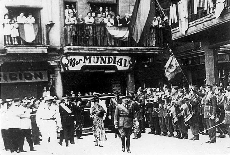19 de mayo de 1939 Se producía el 'Desfile de la Victoria' tras la Guerra Civil Española en Madrid